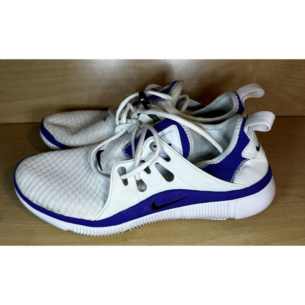 Men's Nike Acalme White Hyper Blue Size 11. AQ2224-104